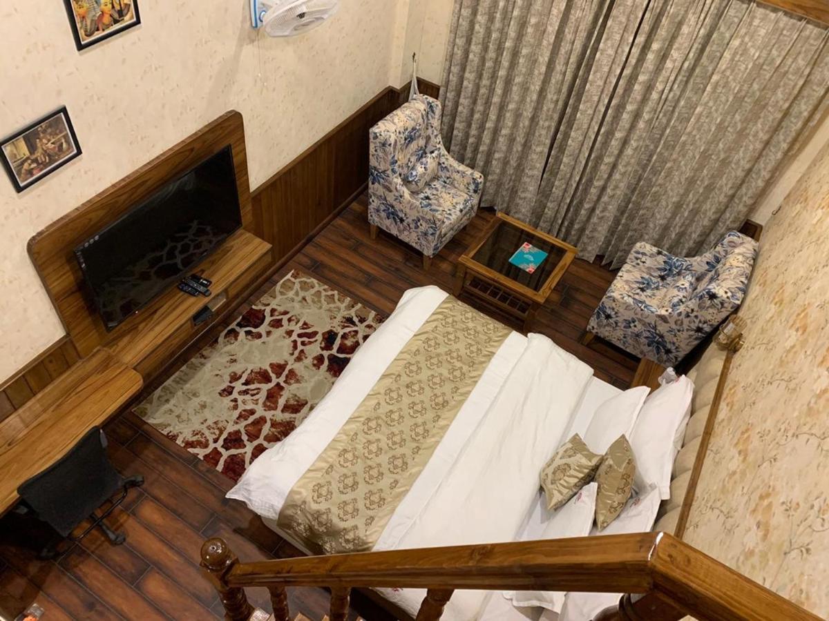 Royal Castle Hotel Kasol Luaran gambar