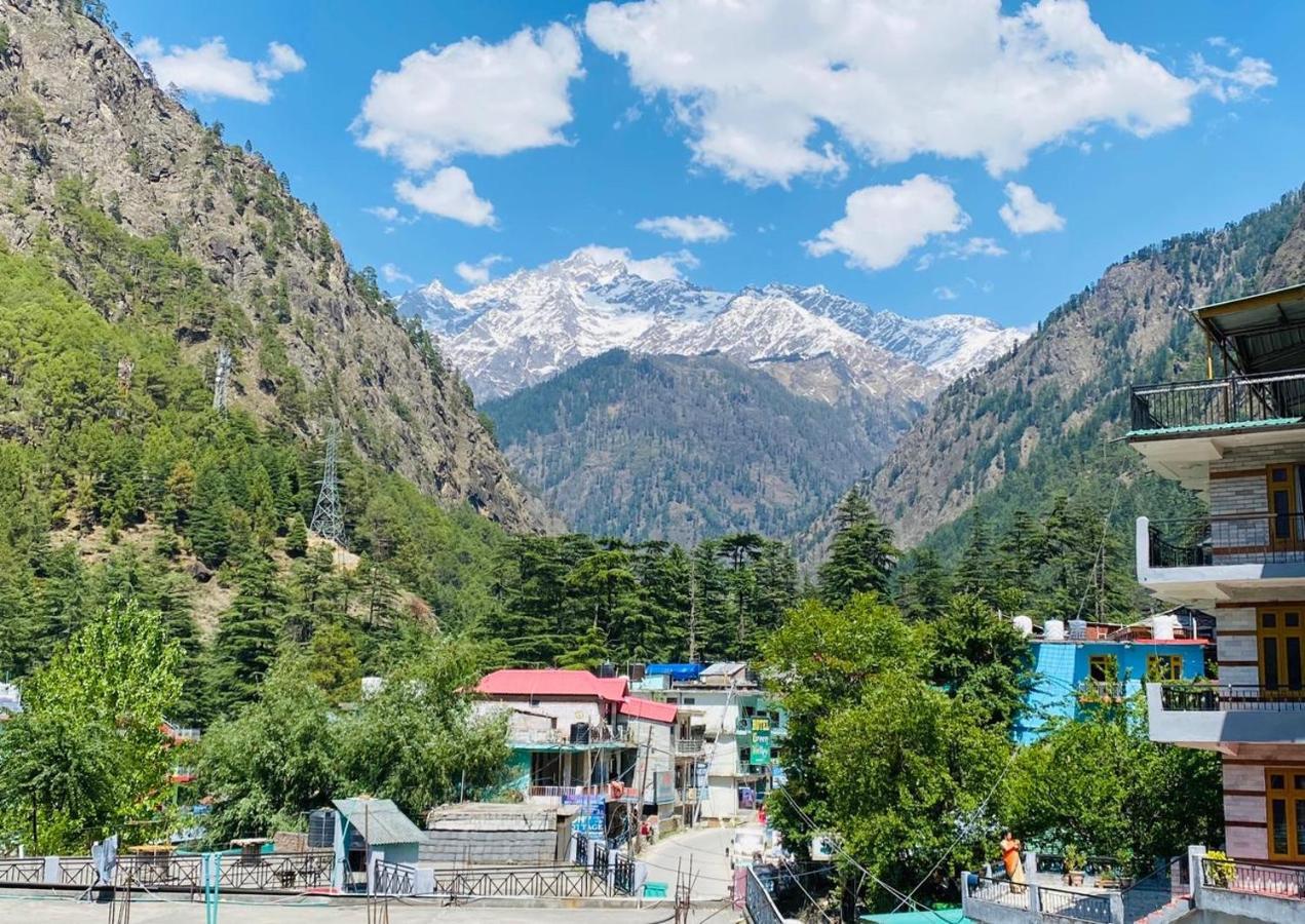 Royal Castle Hotel Kasol Luaran gambar