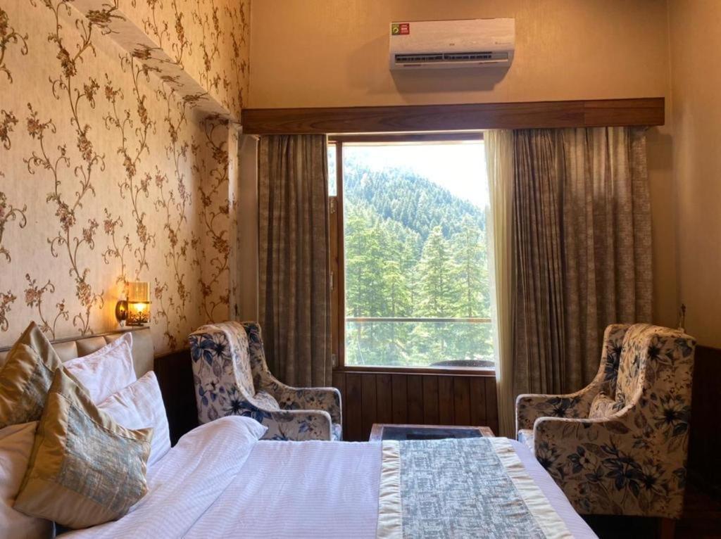 Royal Castle Hotel Kasol Luaran gambar